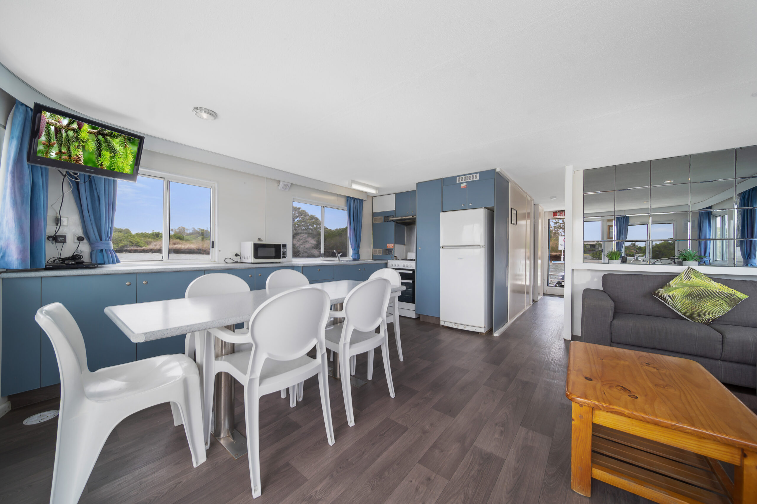 Dusk Breaker gallery image 2