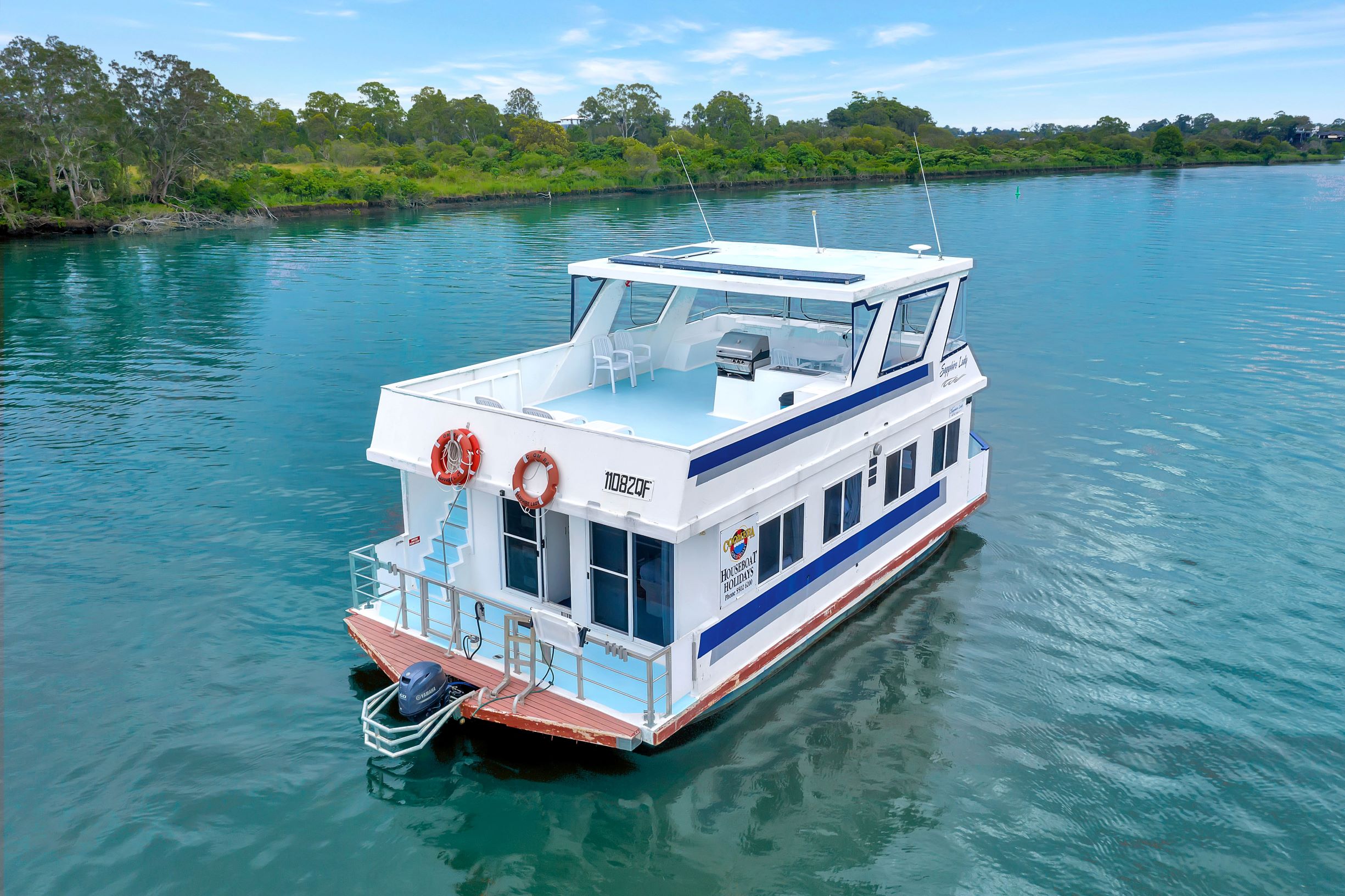 Sapphire Lady gallery image 2