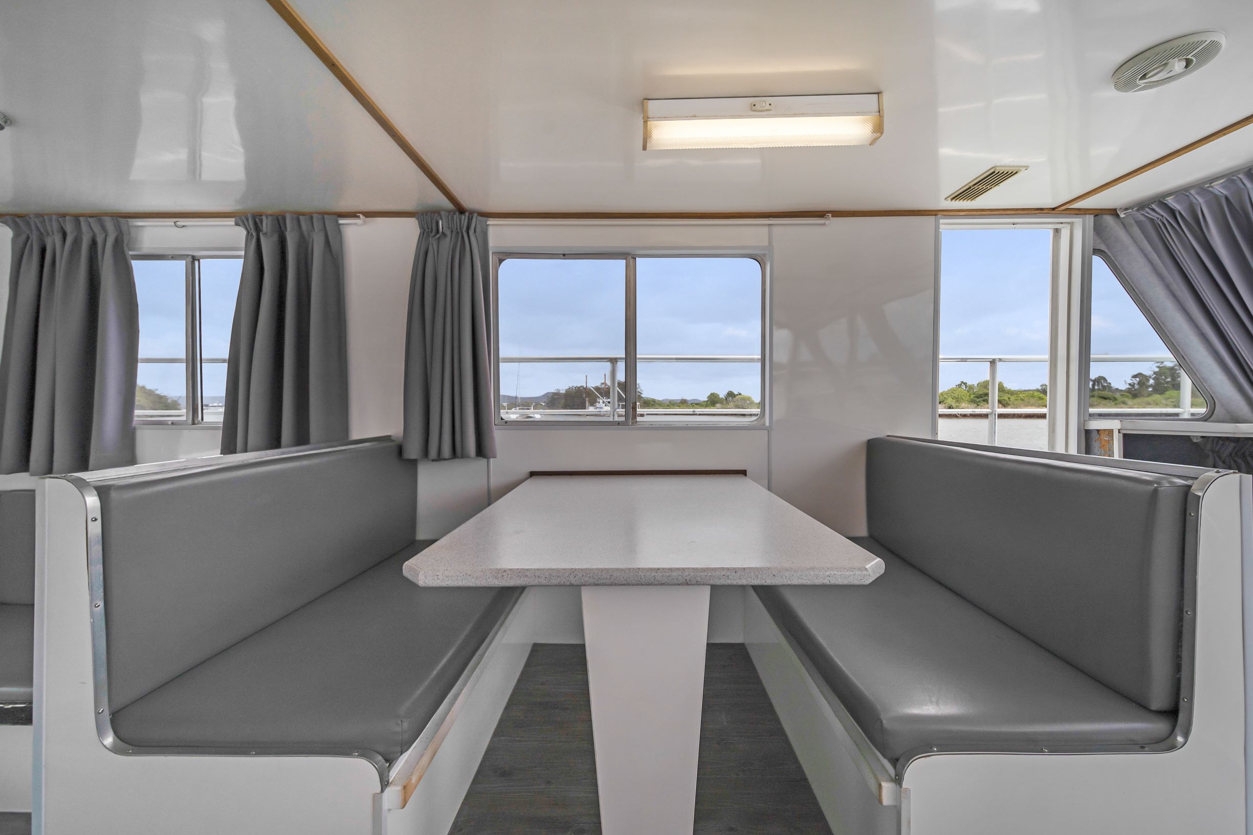 Seaview gallery image 3